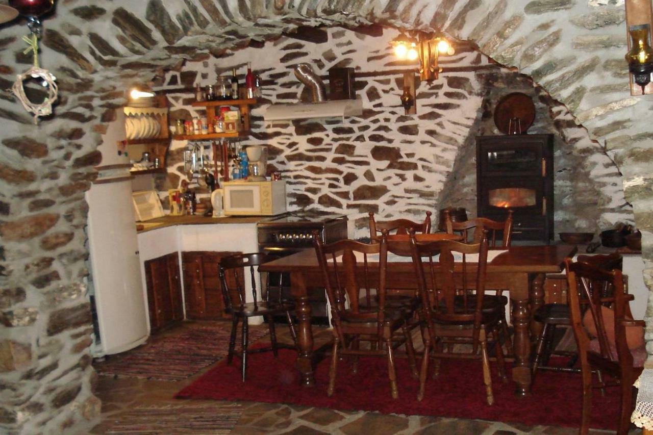 Vila Mansion Philoktitis Melivoia Exteriér fotografie